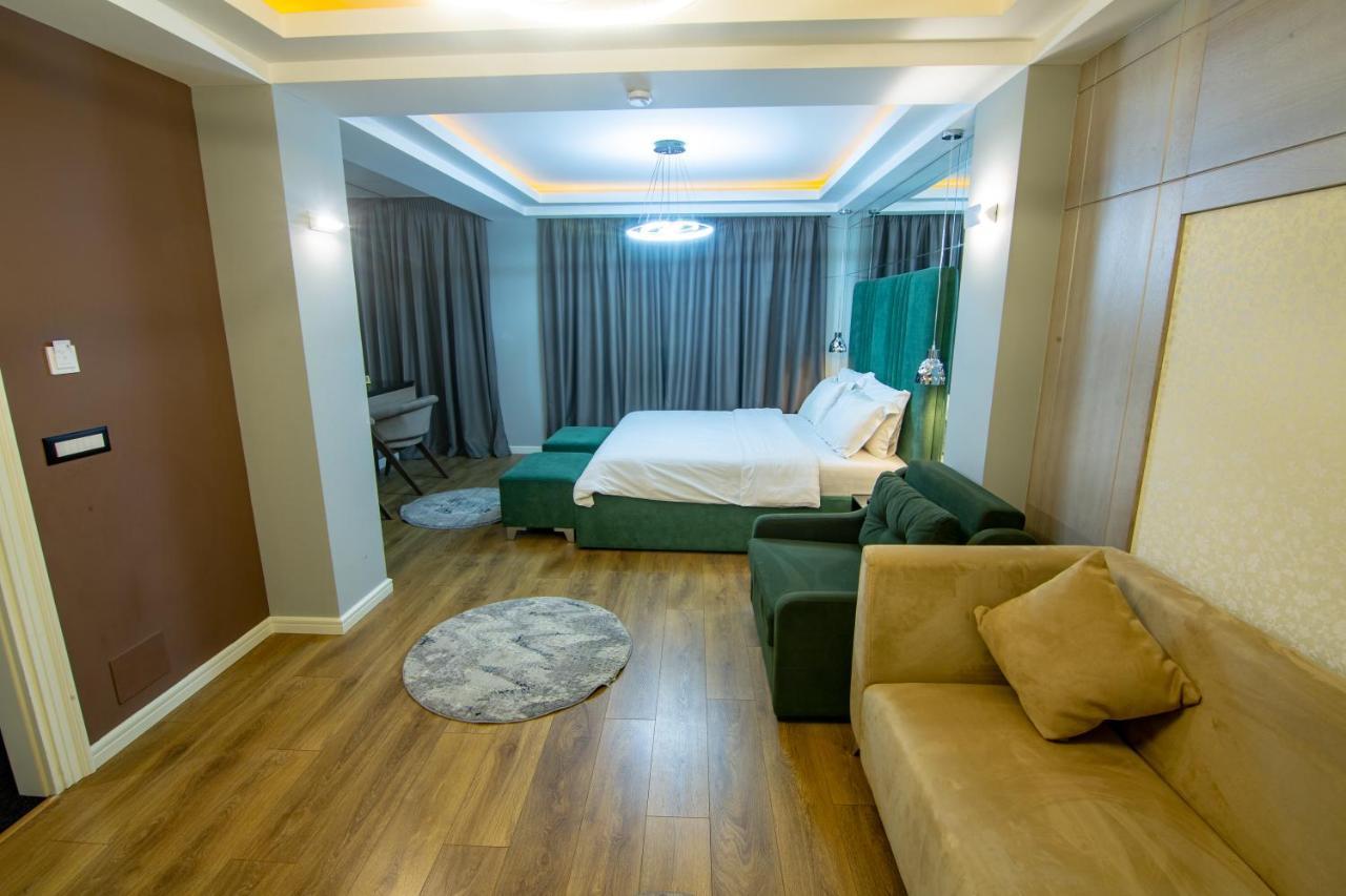Tree Hotel Korce Exterior foto