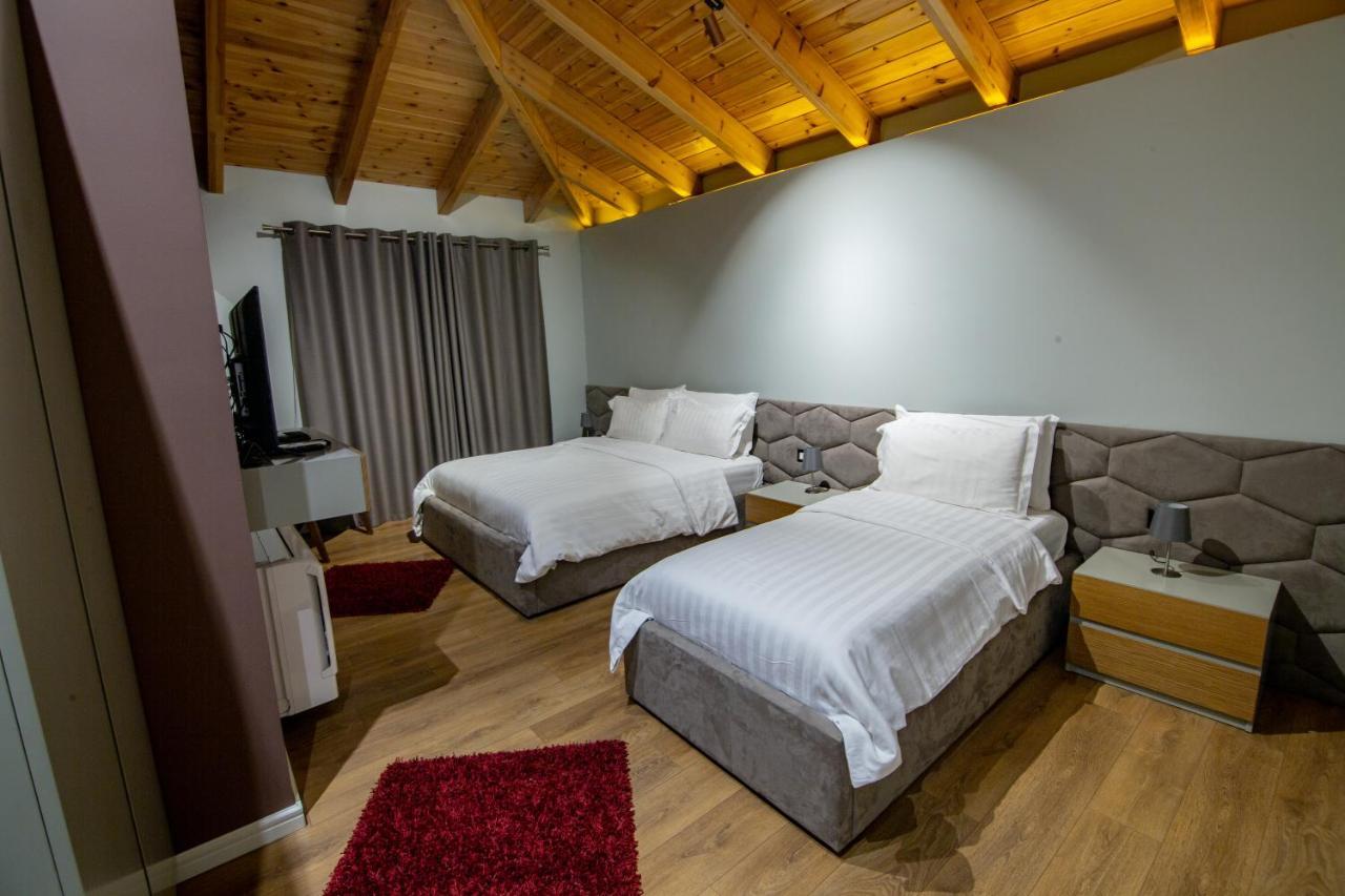 Tree Hotel Korce Exterior foto